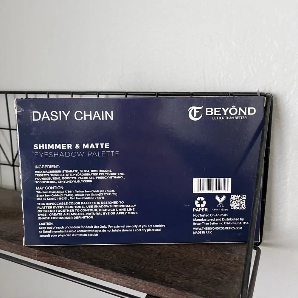 Beyond Daisy Chain Shimmer and Matte Eyeshadow Palette